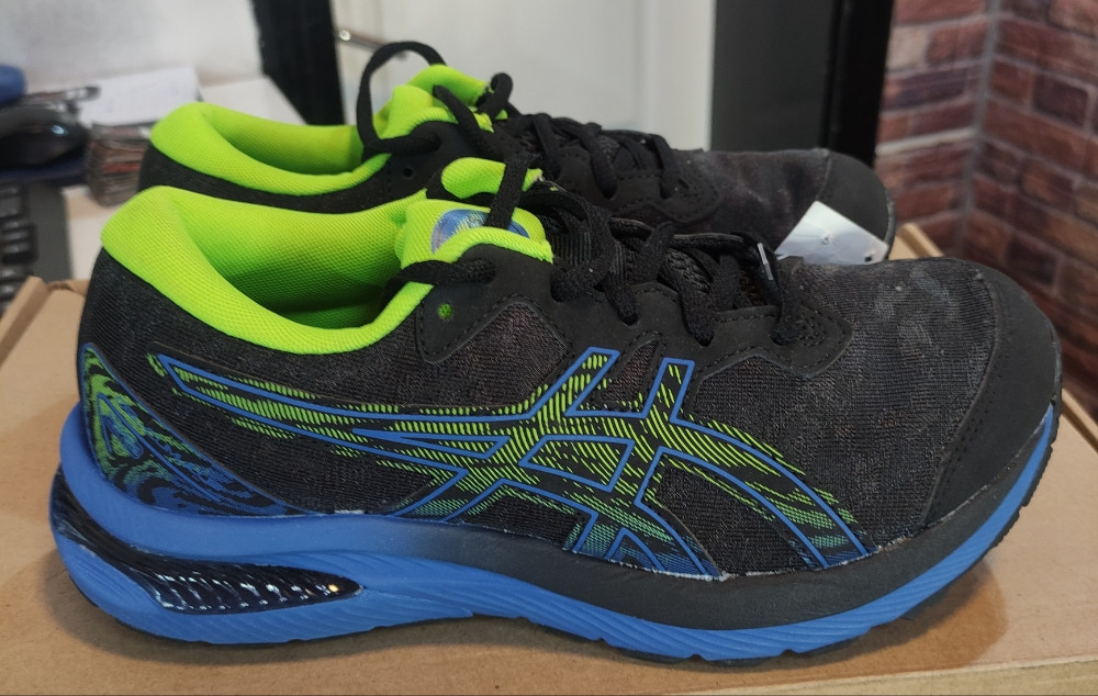 Patike ASICS Vel.38 Original Novo