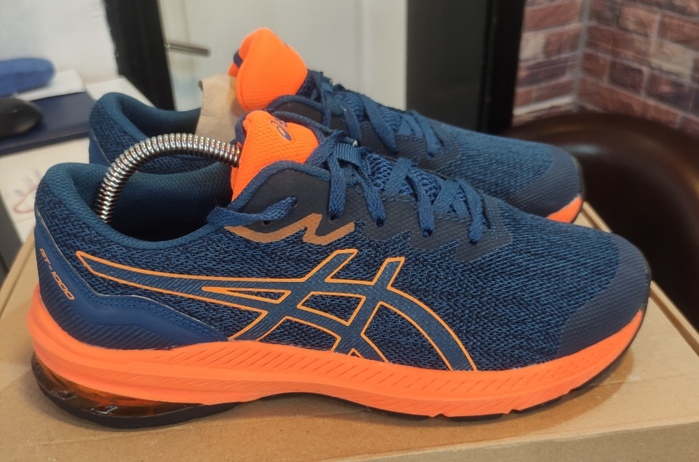 Patike ASICS Vel.40 Original
