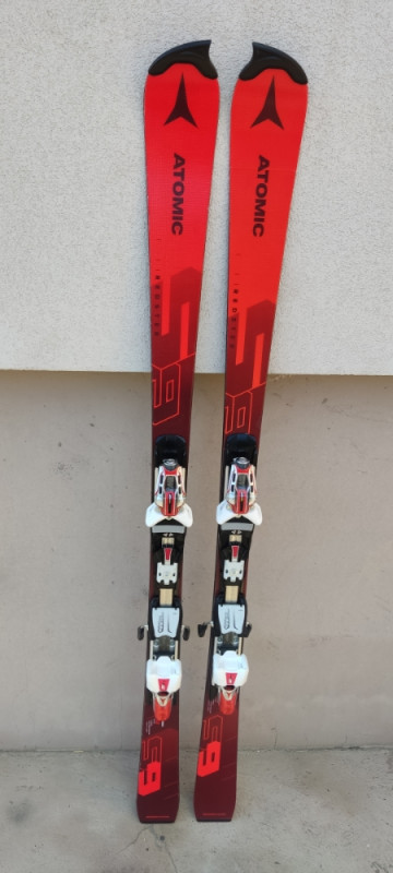 Atomic Redster S9 FIS NORM Duzina 152cm R11