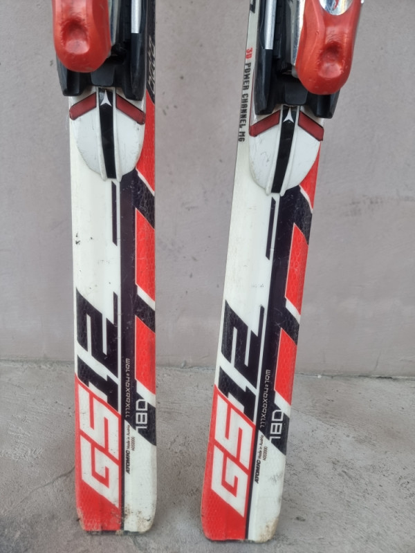 Atomic GS12  180cm R19