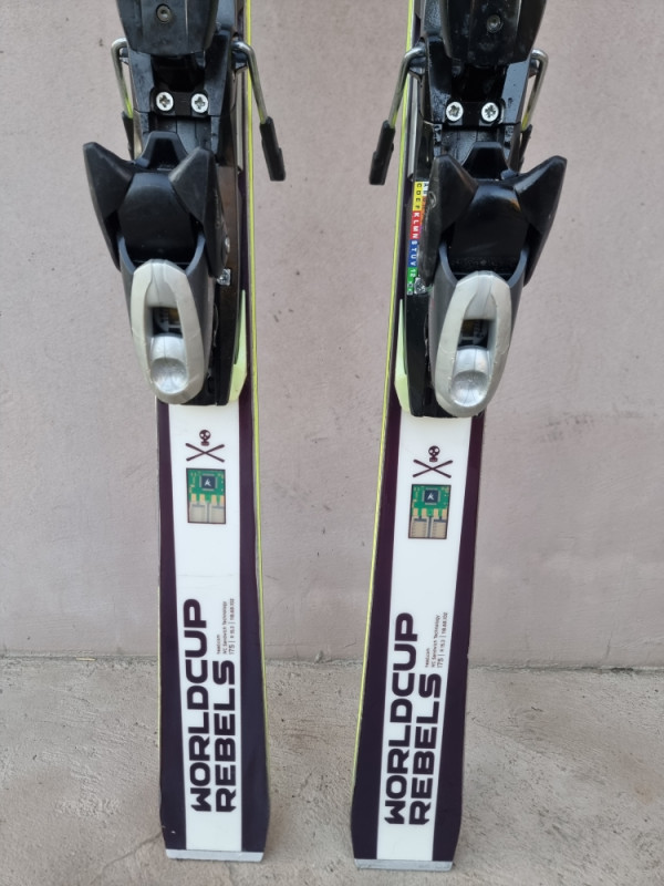 HEAD Rebels i.Race WorldCup Duzina 75cm R15