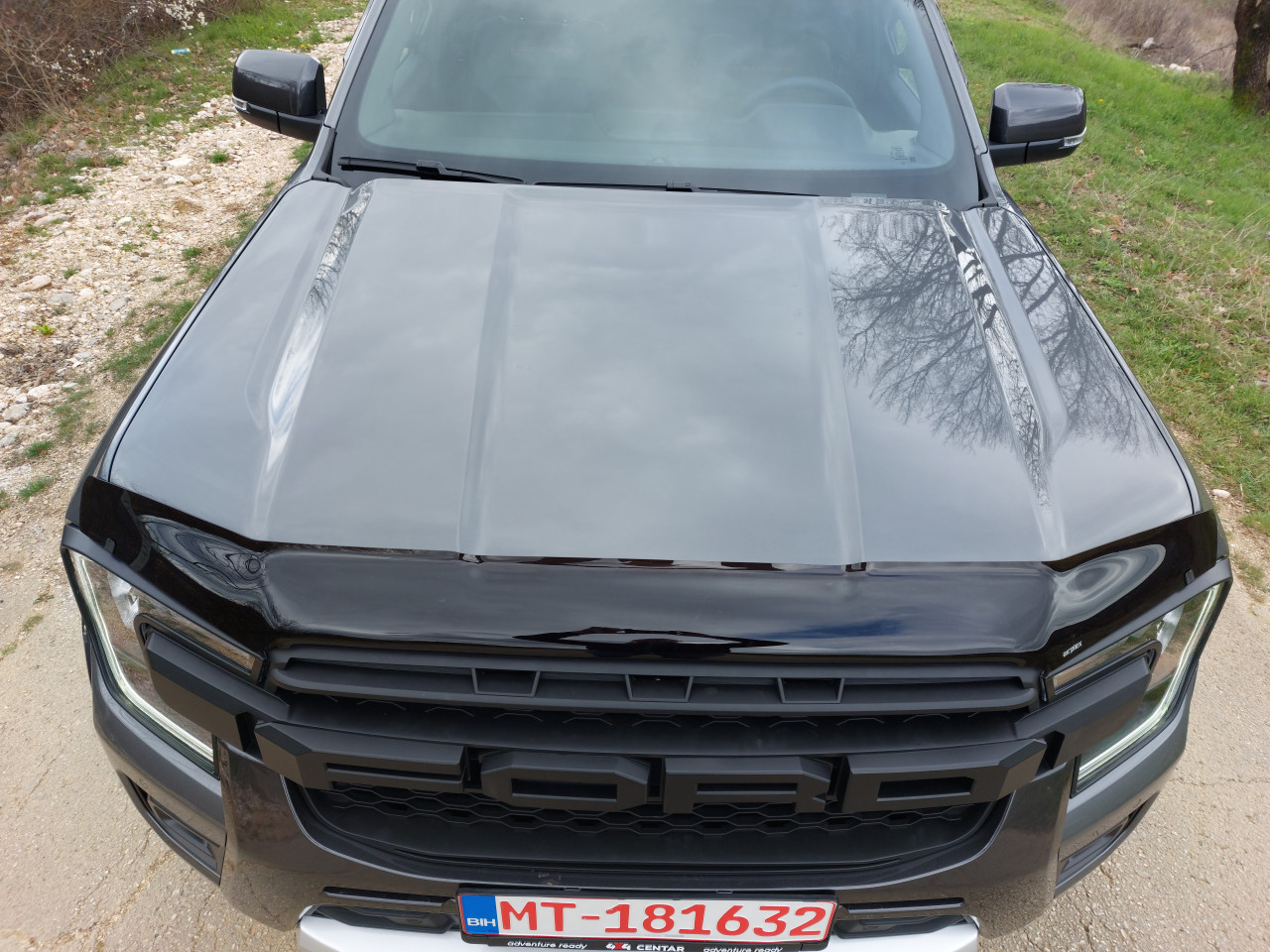 ZAŠTITA HAUBE Bug guard Ford Ranger 2024+