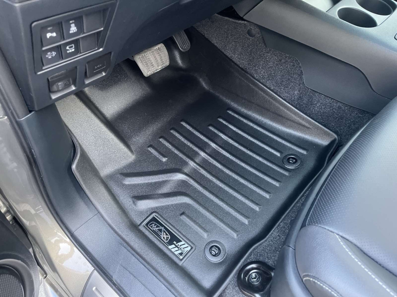 PATOSNICE SET TOYOTA HILUX 2015 - 2024