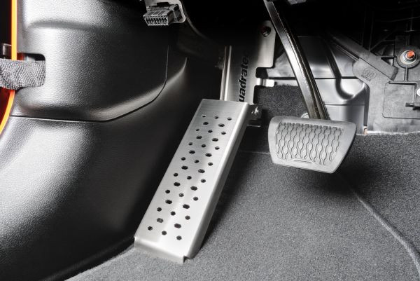 NASLON ZA NOGE PEDALA OD ČELIKA JEEP WRANGLER JL 2018+
