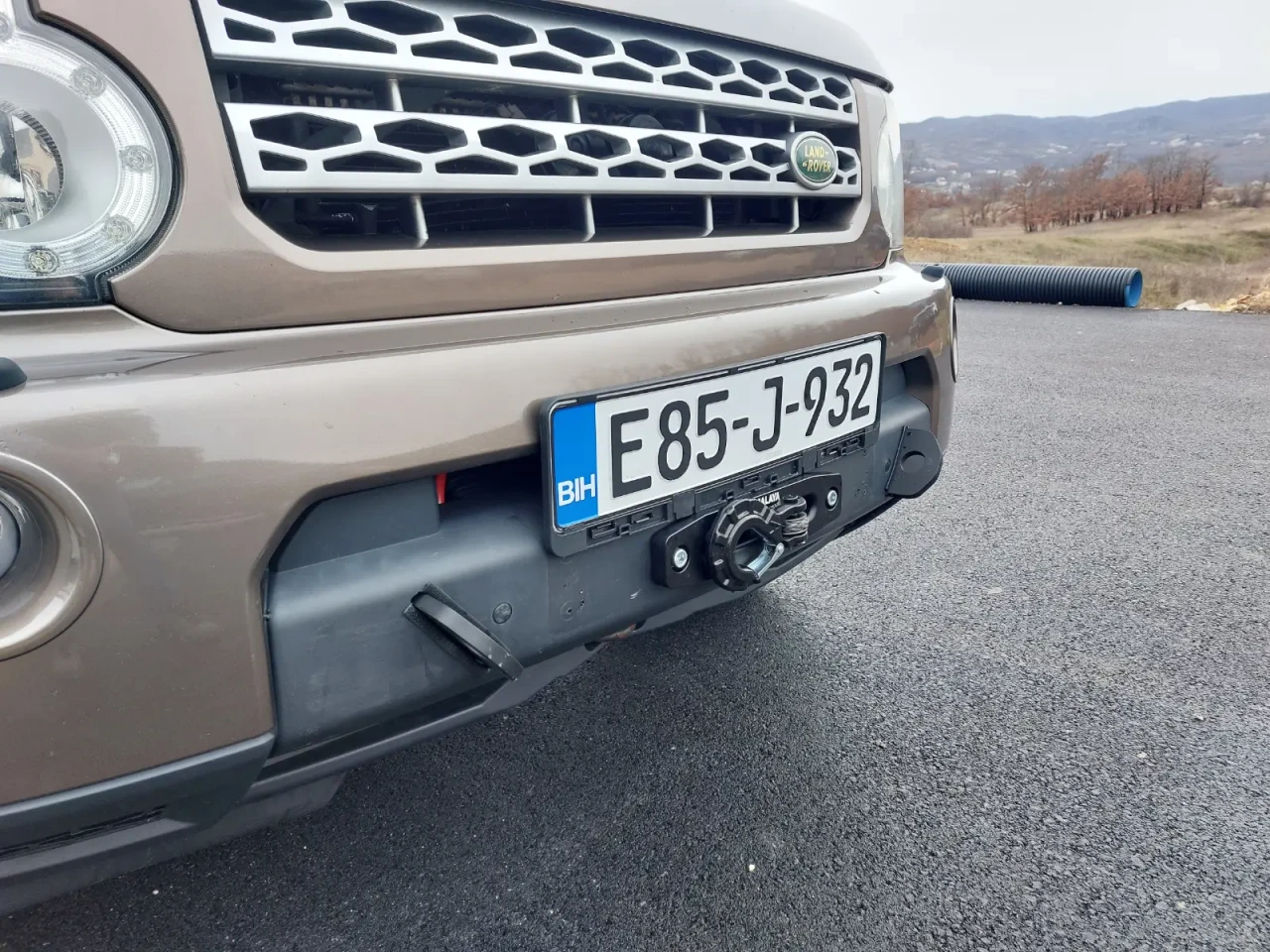 NOSAČ VITLA LAND ROVER DISCOVERY 4 OFF ROAD