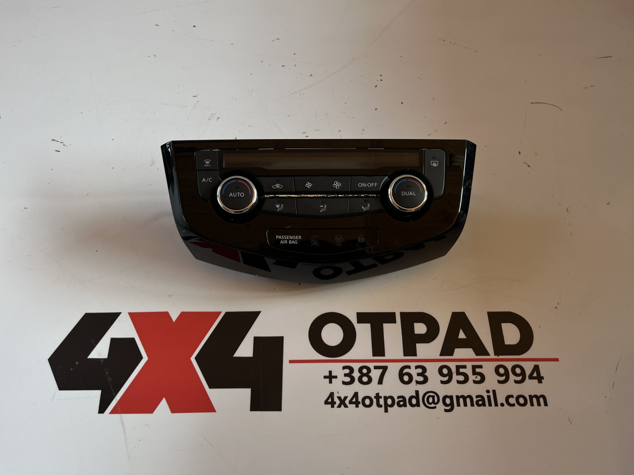 275004EA0A KONTROLE PREKIDAČI KLIME NISSAN QASHQAI 2018