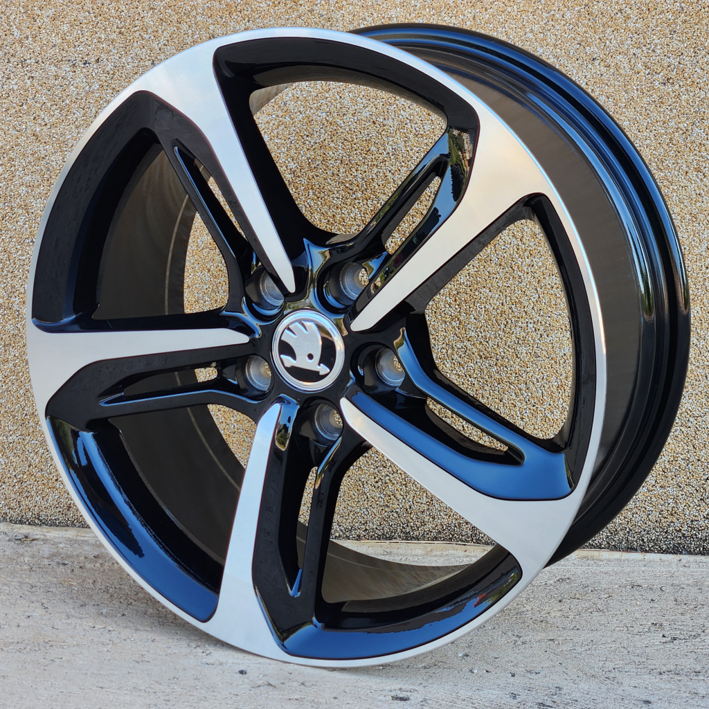 17X7.5 5X112 ET35 66.5 AUDI RS7 BLADE FBX004