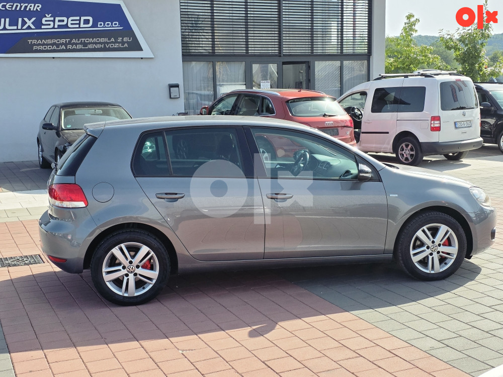 Volkswagen Golf VI 2.0TDI 103KW MATCH TOP STANJE