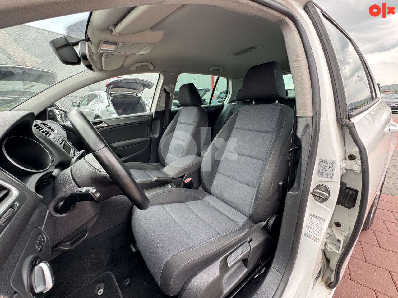 Volkswagen Golf  VI 1.6TDI 77KW STYLE 2011