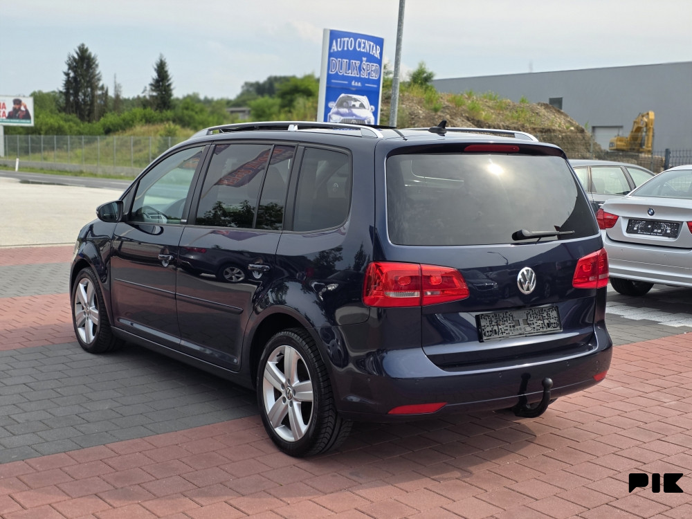 Volkswagen Touran 2.0 103KW 2011G 7 SJEDIŠTA UVOZ NJEMACKA