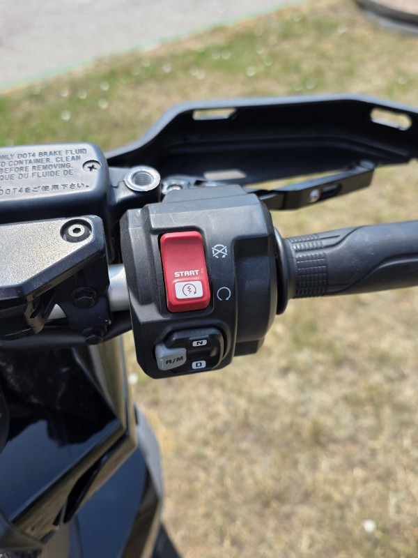 HONDA X-ADV 750 UVOZ SVICARSKA