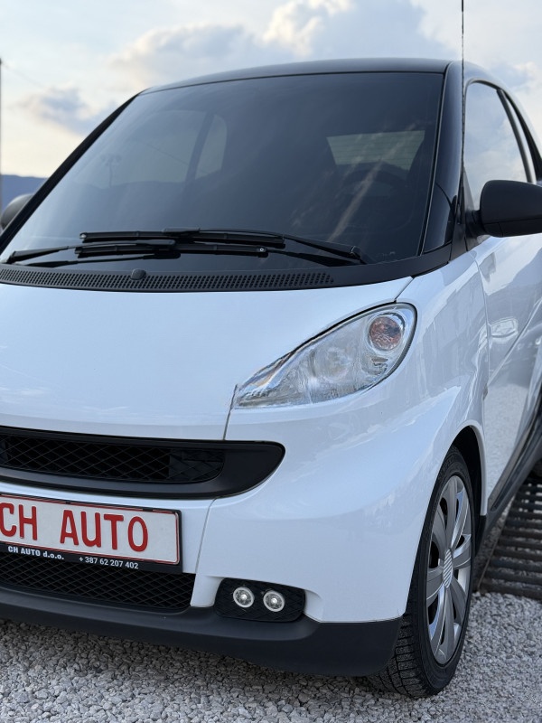 SMART FORTWO 0.8 CDI DIZEL 2010 g.p.
