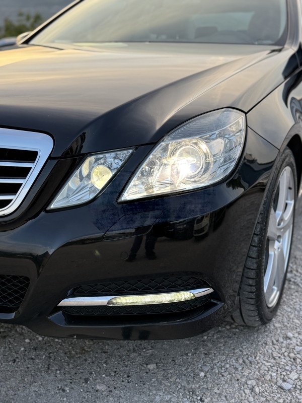 MERCEDES-BENZ E 220 AVANTGARDE AUTOMATIK