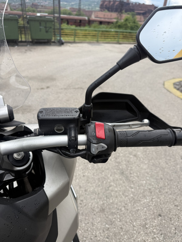 HONDA XADV X-ADV 750 UVOZ ŠVICARSKA