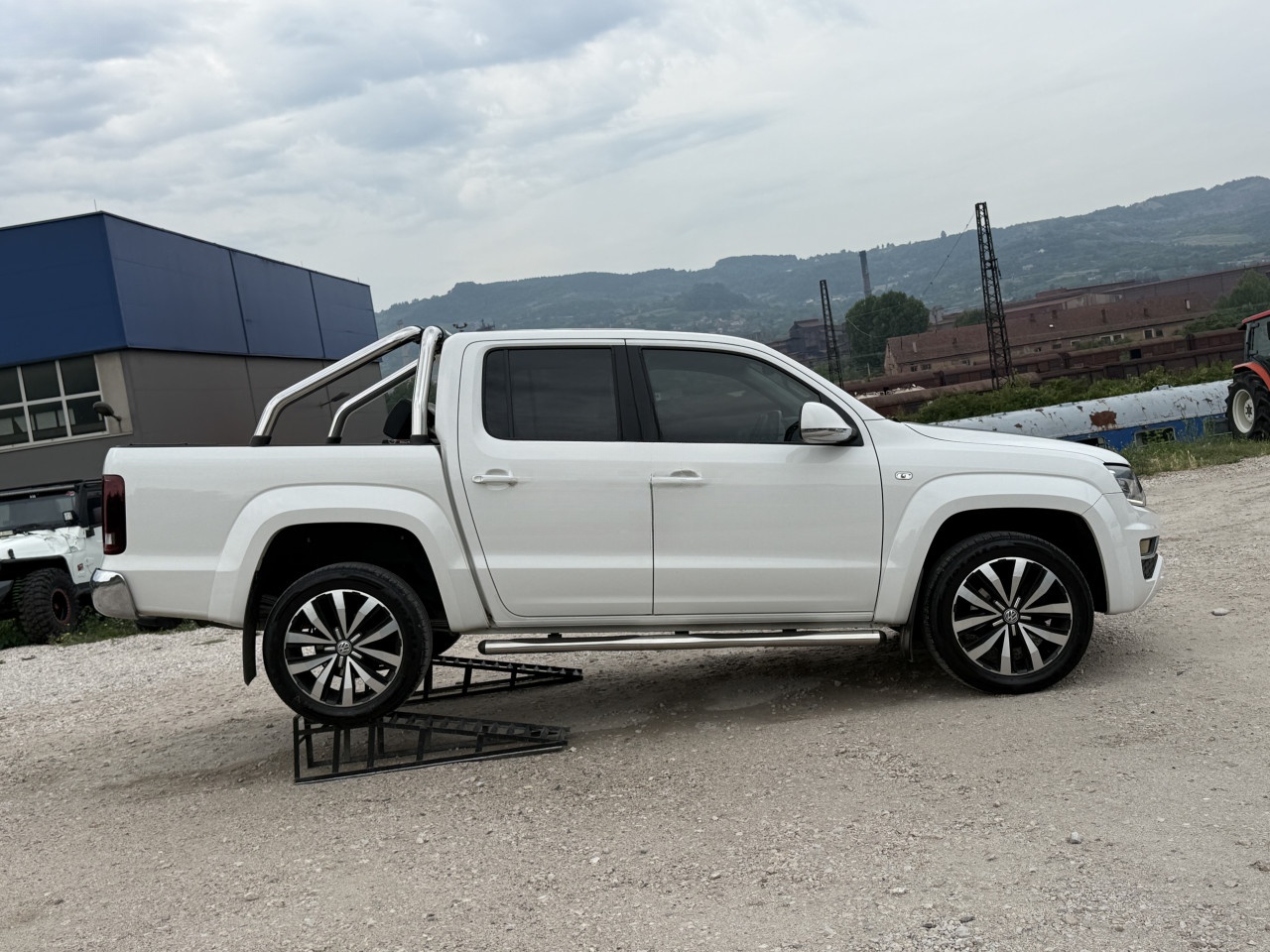 VW AMAROK 3.0 TDI V6 LIBERTY PICK UP FULL