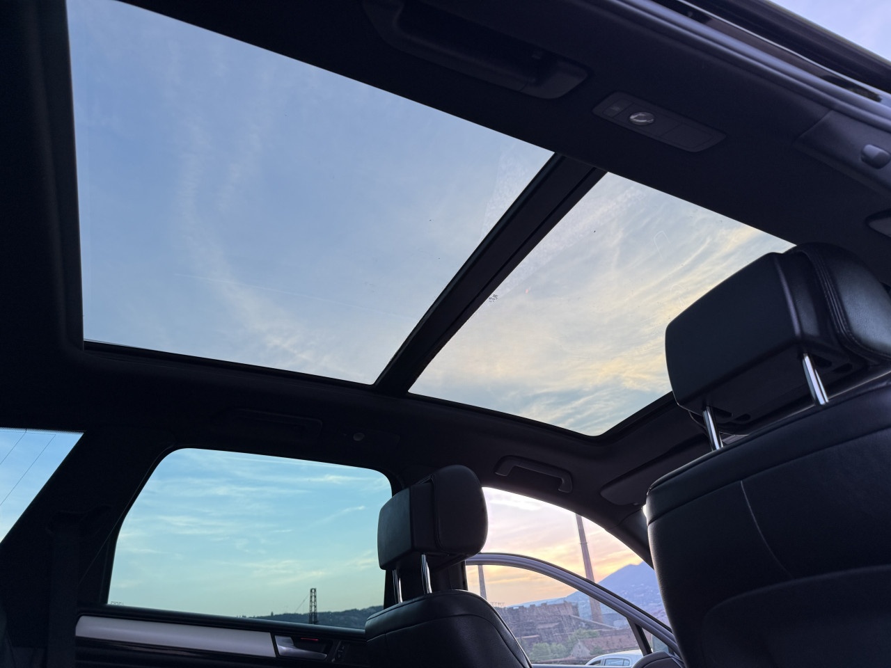 VW TOUAREG 3.0 TDI V6 FULL OPREMA PRVI VLASNIK