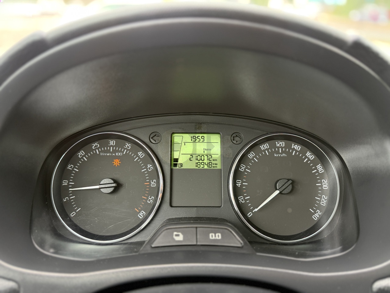 ŠKODA ROOMSTER 1.6 TDI UVOZ ŠVICARSKA