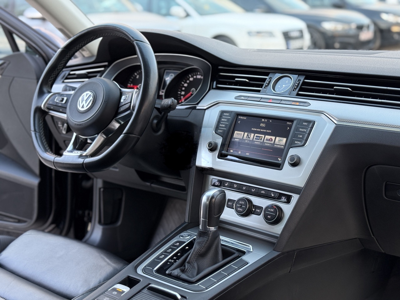 VW PASSAT 8 2.0 TDI R LINE AUTOMATIK 4 MOTION