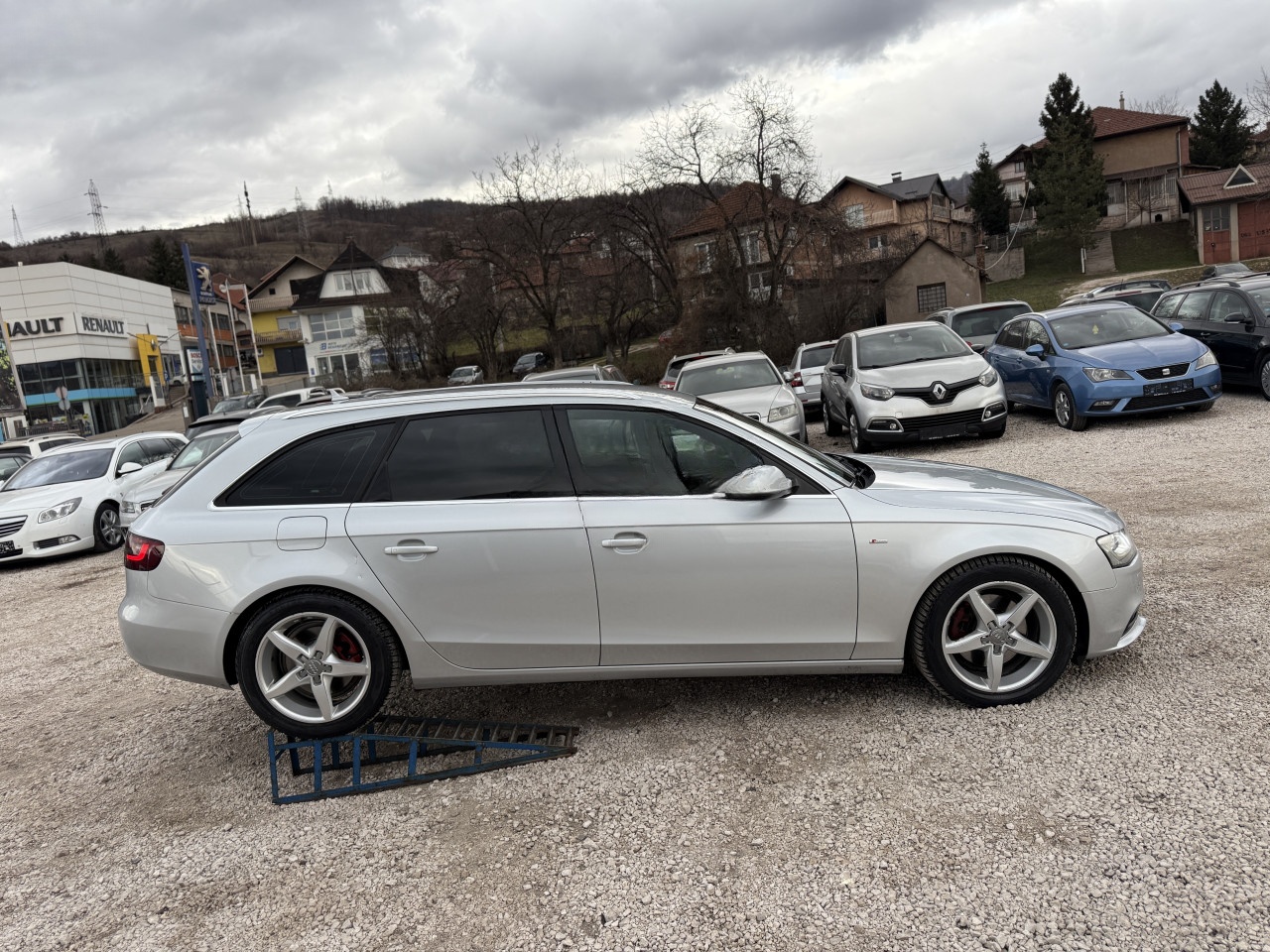 AUDI A4 2.0 TDI B8.5 S LINE