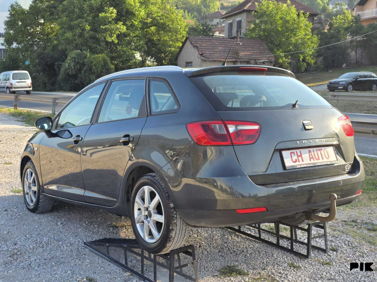 Seat Ibiza 1.2 tdi 2010 godina