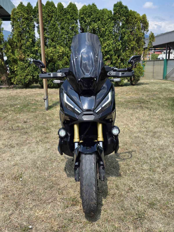HONDA X-ADV 750 UVOZ SVICARSKA