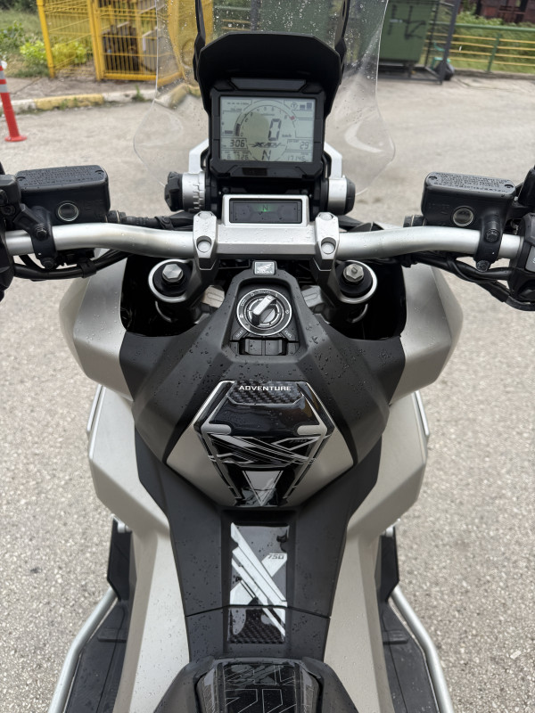 HONDA XADV X-ADV 750 UVOZ ŠVICARSKA