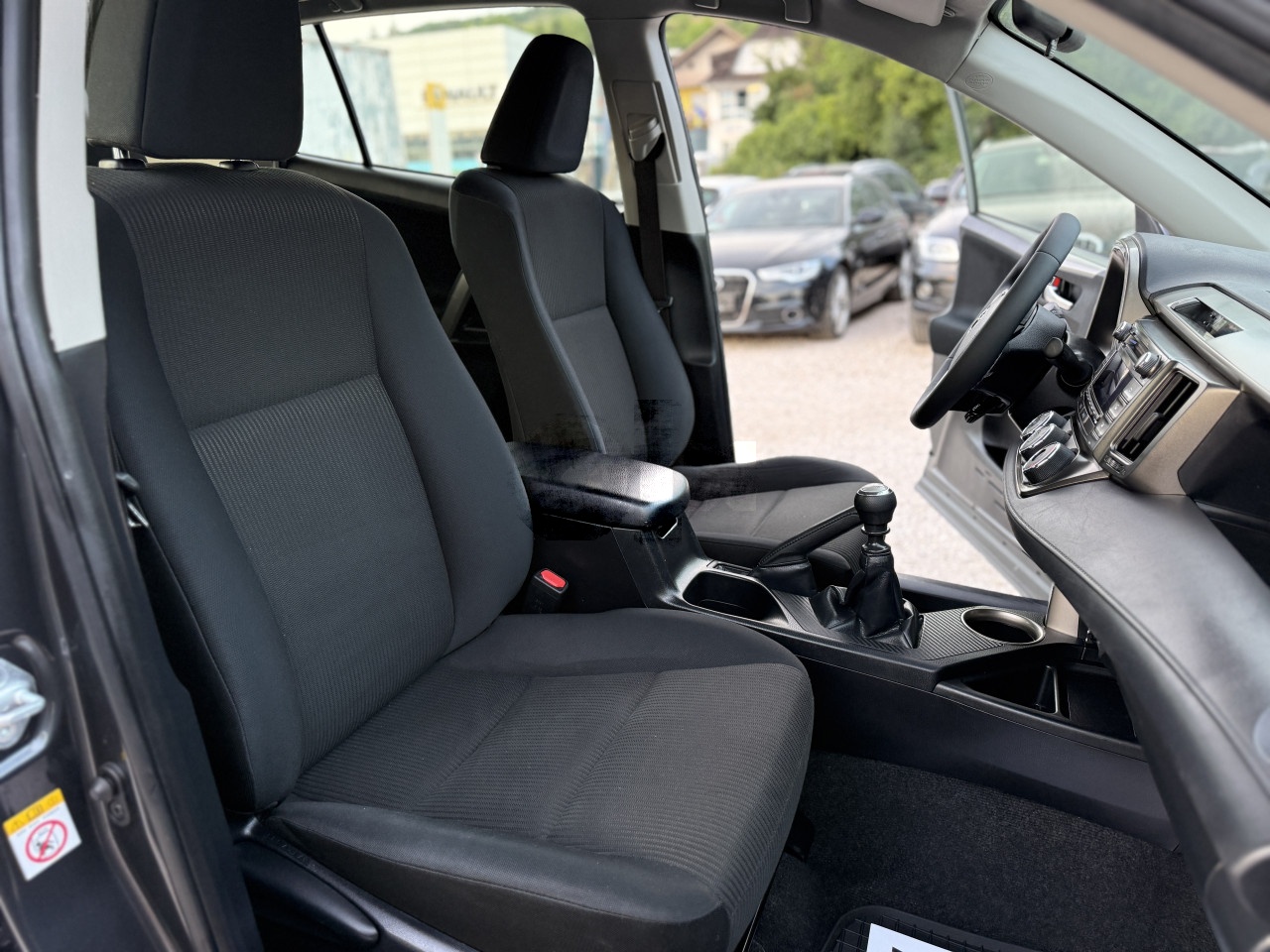TOYOTA RAV 4 2.0 DIZEL 4X4 UVOZ ŠVICARSKA