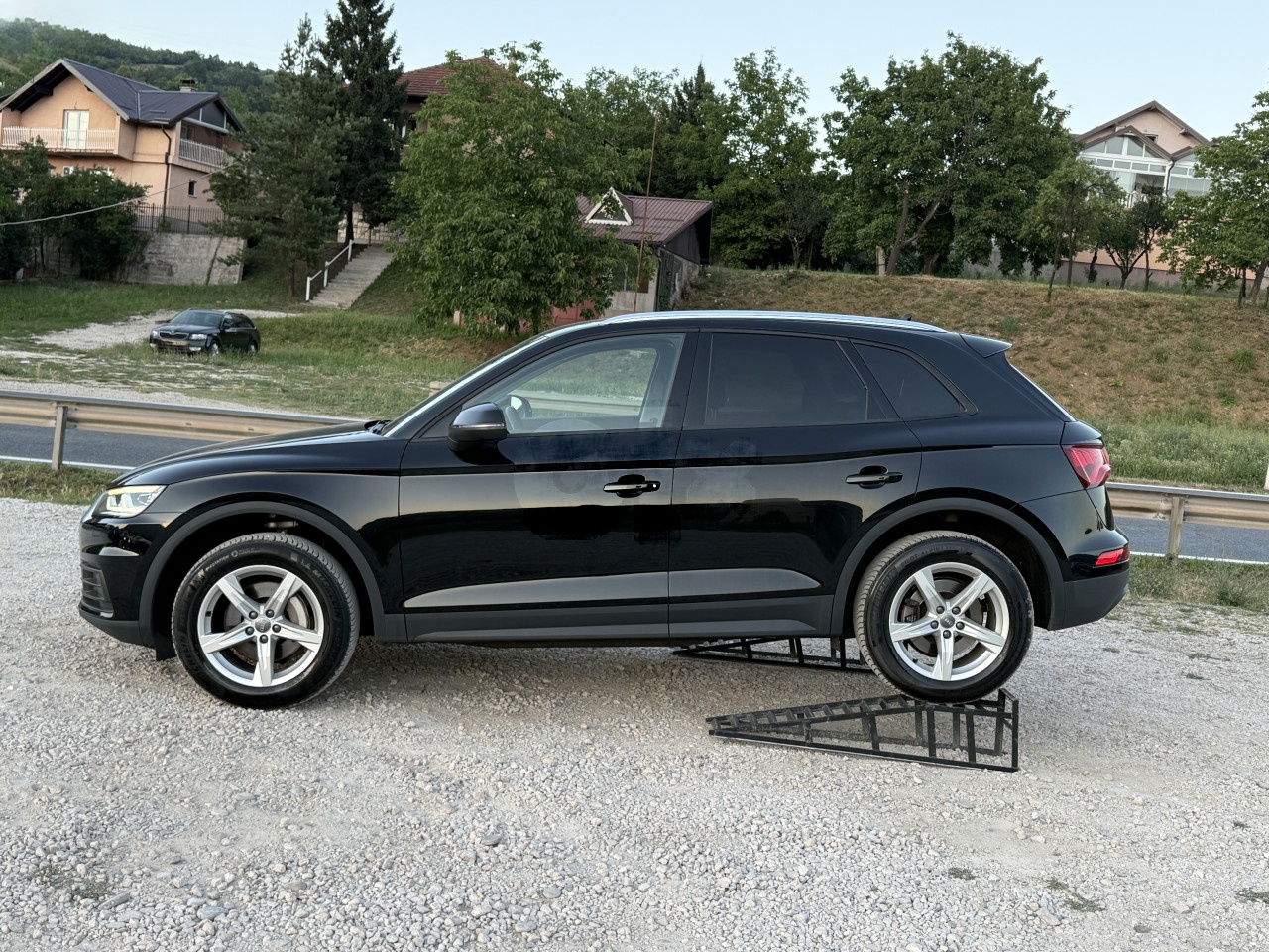 AUDI Q5 2.0 TDI AUTOMATIK QUATTRO NOVI MODEL