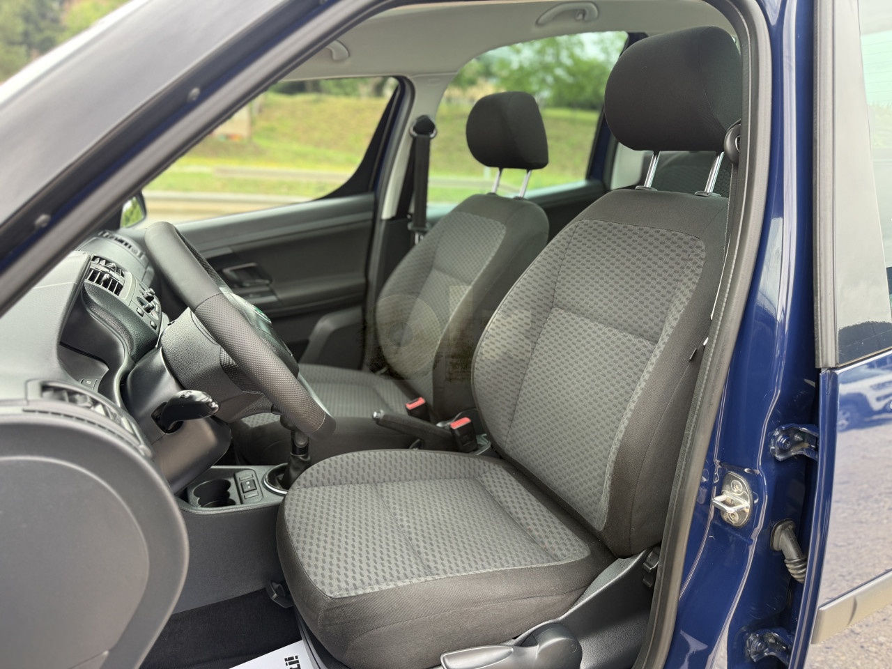 ŠKODA ROOMSTER 1.6 TDI UVOZ ŠVICARSKA