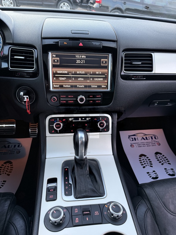 VW TOUAREG 3.0 TDI V6 FULL OPREMA PRVI VLASNIK