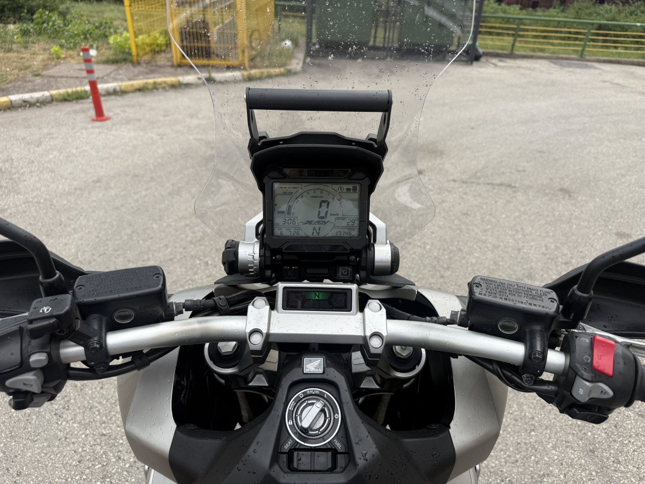 HONDA XADV X-ADV 750 UVOZ ŠVICARSKA
