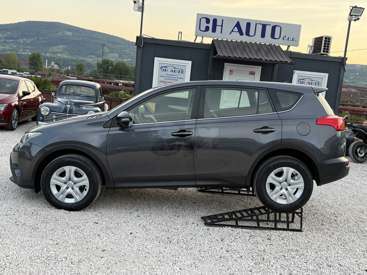 TOYOTA RAV 4 2.0 DIZEL 4X4 UVOZ ŠVICARSKA