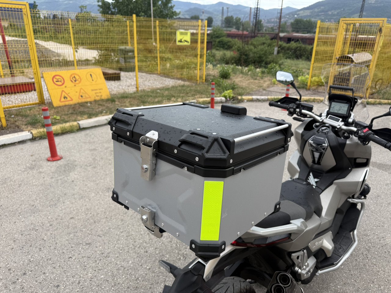 HONDA XADV X-ADV 750 UVOZ ŠVICARSKA