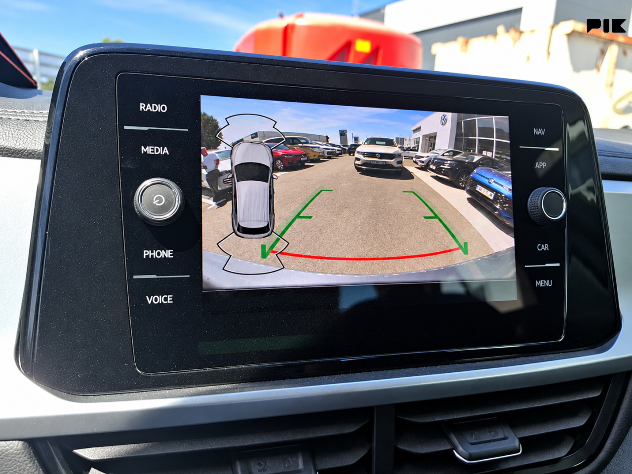 VW T-Roc 2.0 TDI DSG Business VIRTUAL COCKPIT -IQ.LIGHT- 150 KS