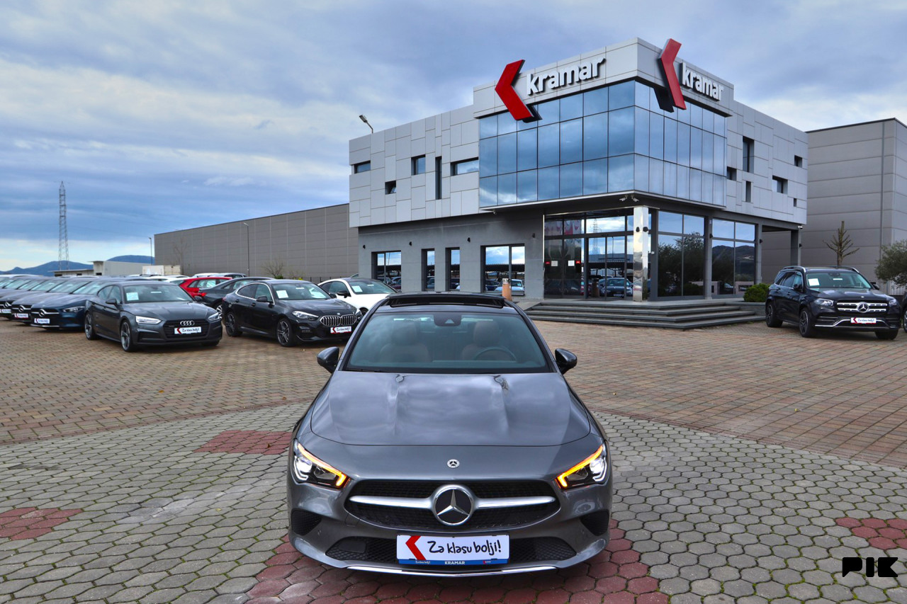 Mercedes CLA 180 D Speedshift 8G-Tronic URBAN Panorama -Full LED-