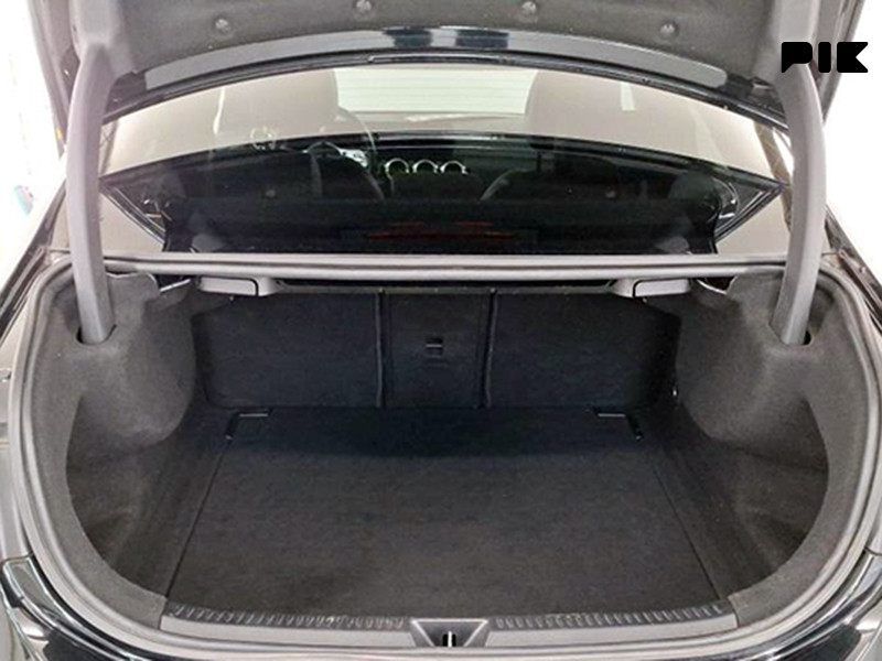 Mercedes A 180 2.0 D Limuzina 8G-Tronic AMG Line NIGHT Panorama