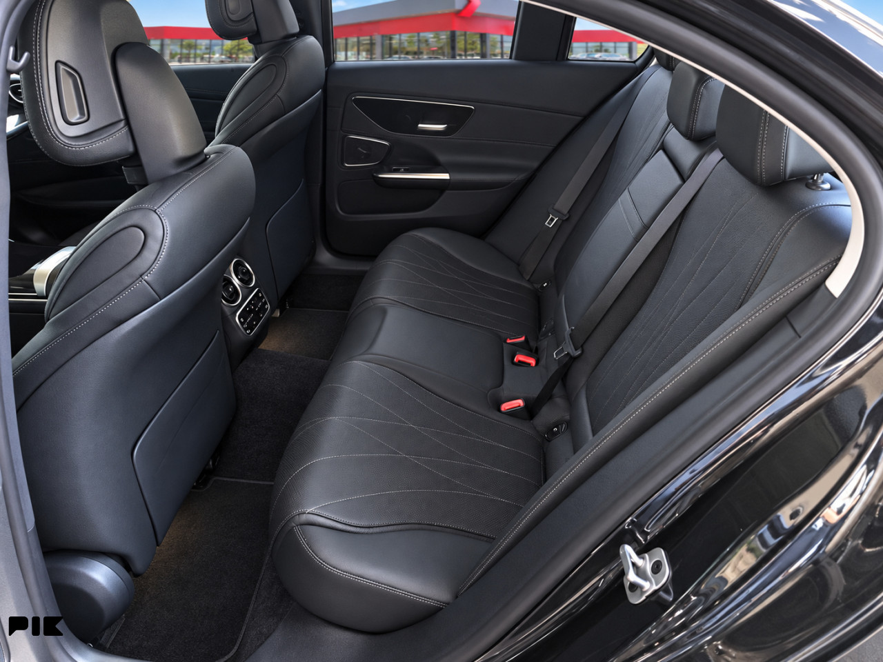 Mercedes C 300 D 4Matic 9G AMG Line NIGHT Paket MULTIBEAM 288 KS