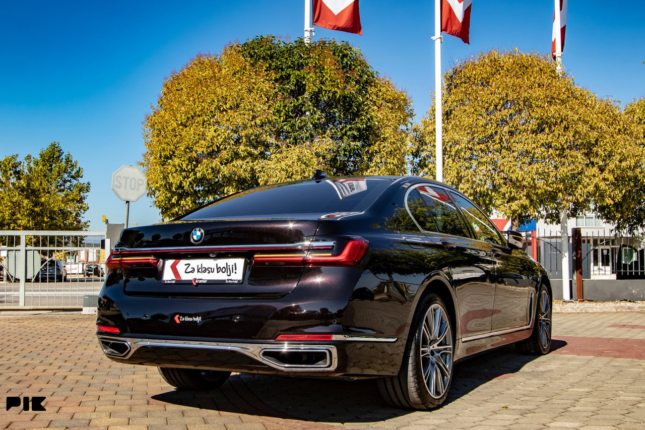 BMW 740 D LONG xDrive Individual LASER Luftfederung VIRTUAL 320KS