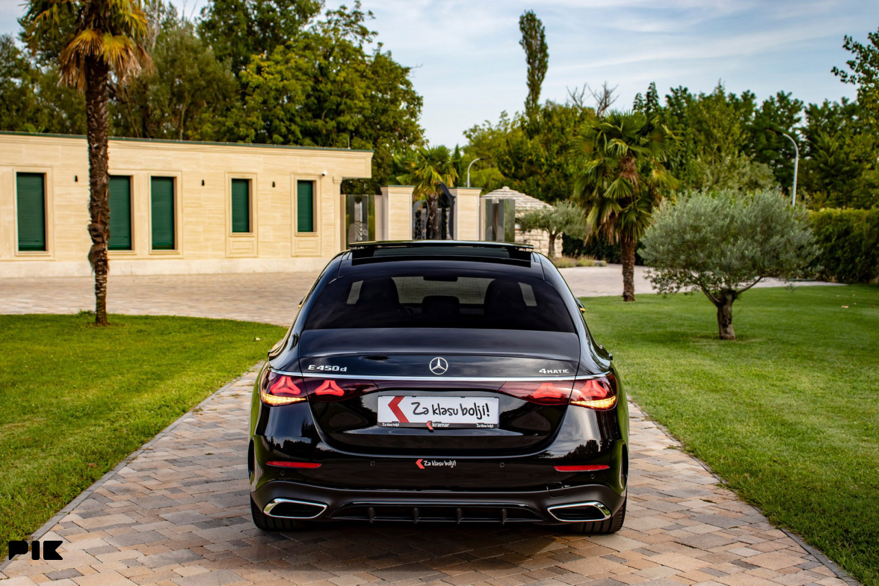 Mercedes E 450 d 4Matic AMG NIGHT-PAKET AIRMATIC DIGITAL Panorama