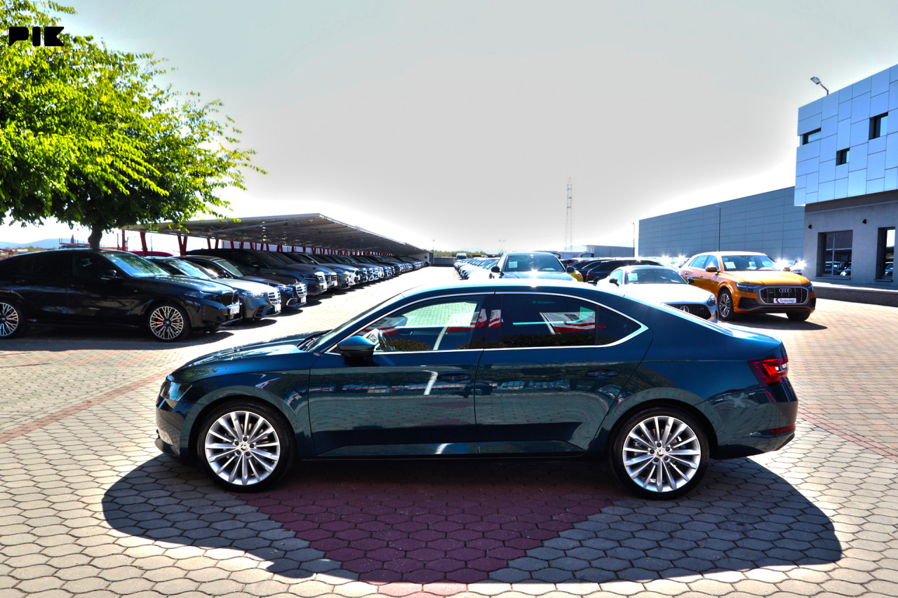 Škoda Superb 2.0 TDI DSG-Tiptronik Luxus 150 KS