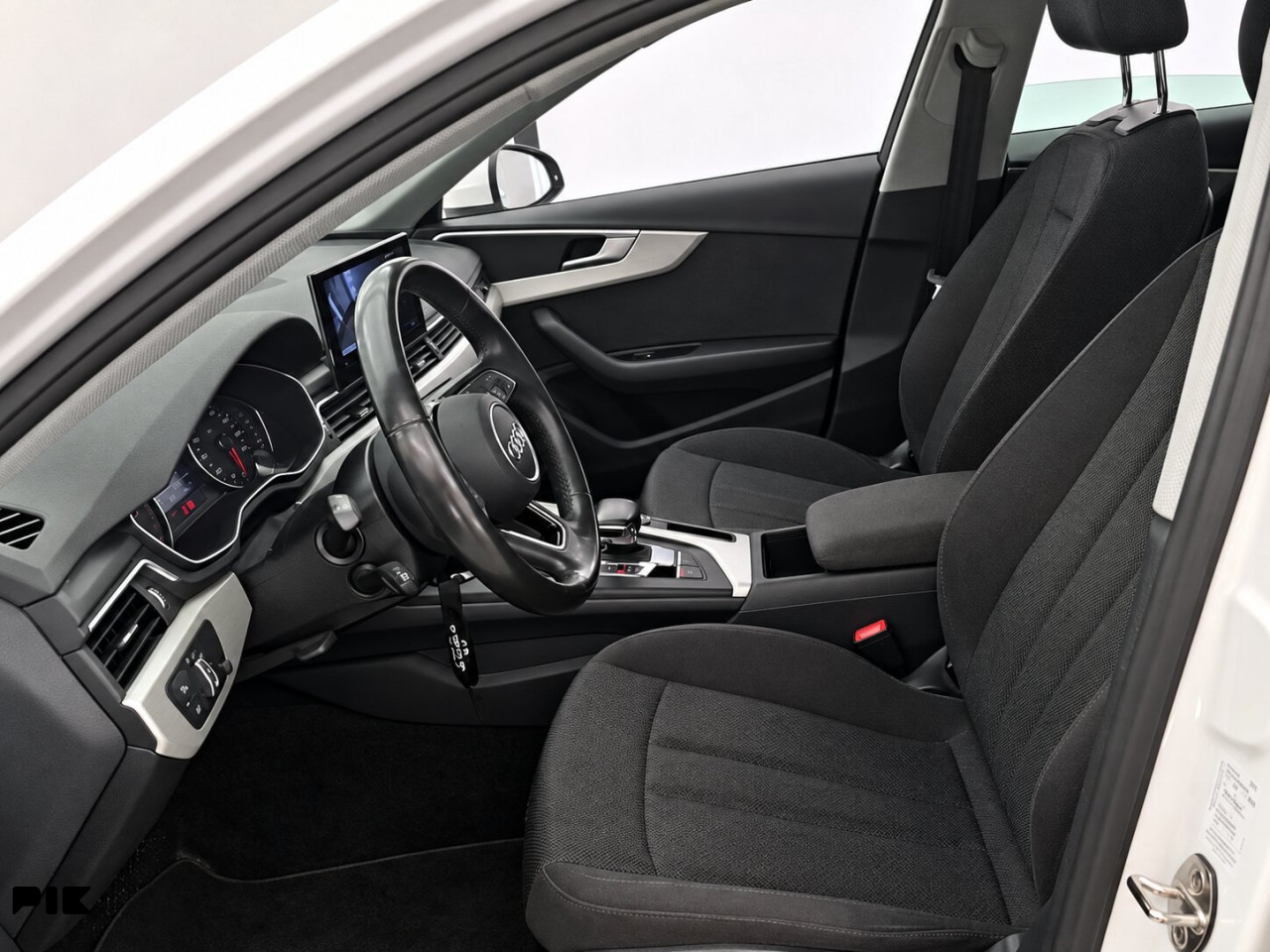 Audi A4 2.0 TDI S-Tronic Business Line -Full LED- -FACELIFT-