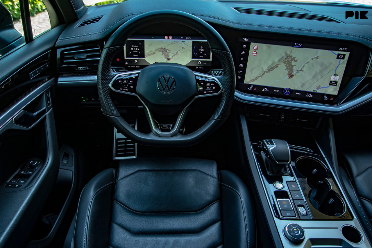 Volkswagen Touareg 3.0 TDI DSG 4Motion R-Line Black -IQ.LIGHT-