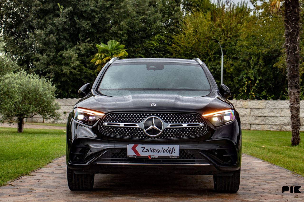 Mercedes GLC 300 de 4Matic 9G-Tronic AMG Line DIGITAL LED 333 KS