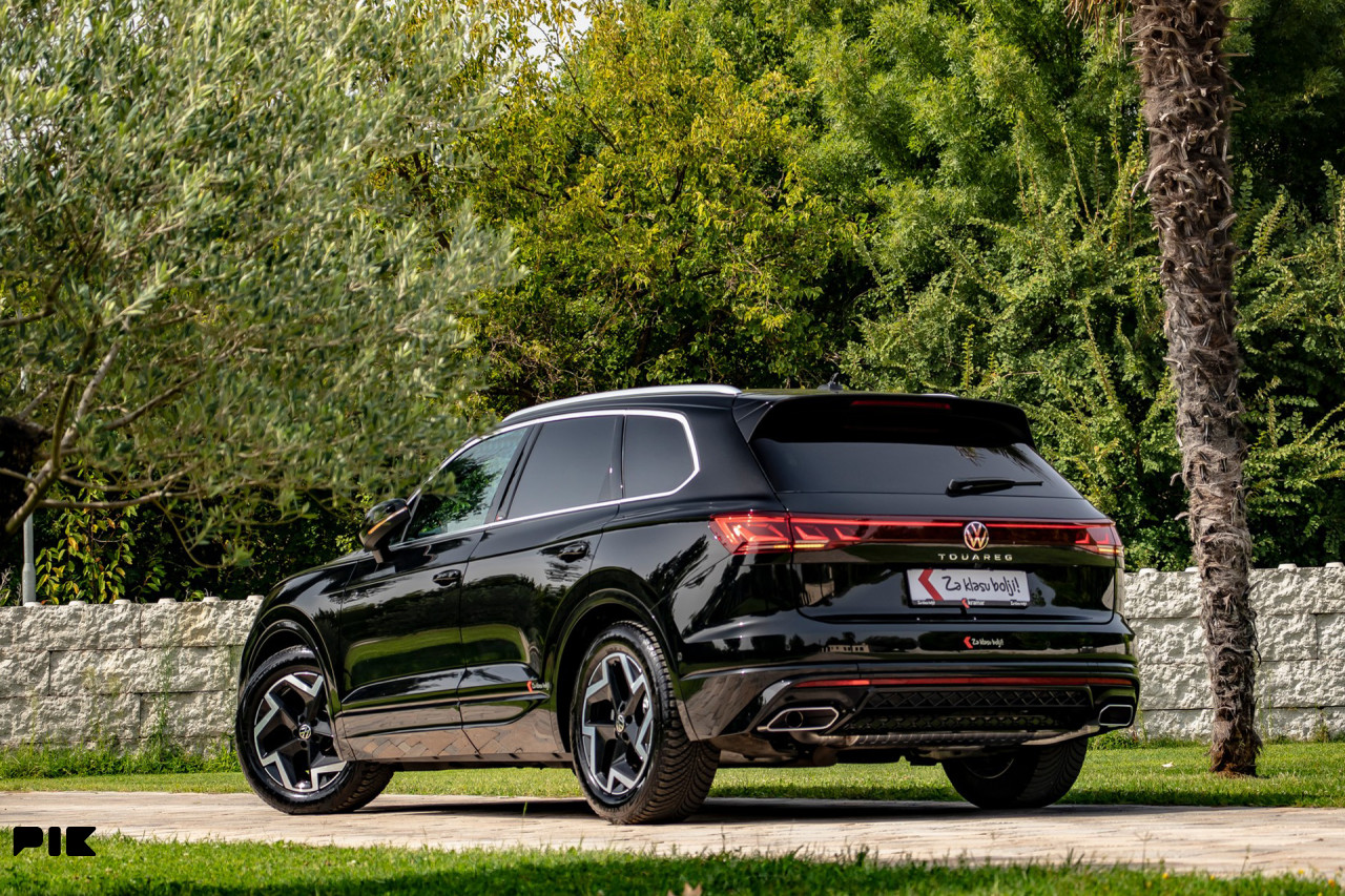 Volkswagen Touareg 3.0 TDI DSG 4Motion R-Line HD Matrix -FACELIFT