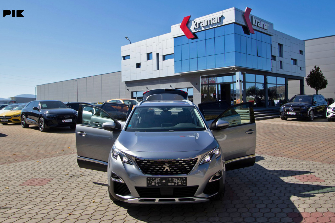 Peugeot 5008 1.6 BlueHDI Tiptronik 7-Sjedišta Allure VIRTUAL