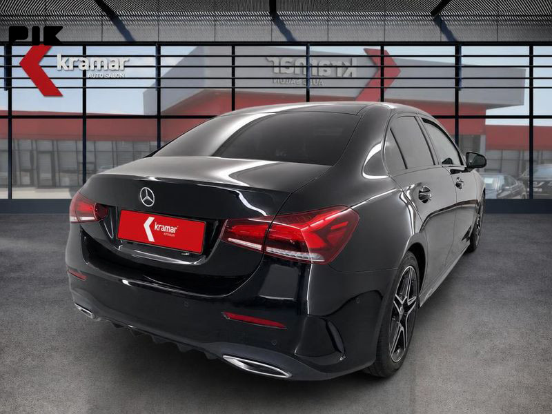 Mercedes A 180 2.0 D Limuzina 8G-Tronic AMG Line NIGHT Panorama