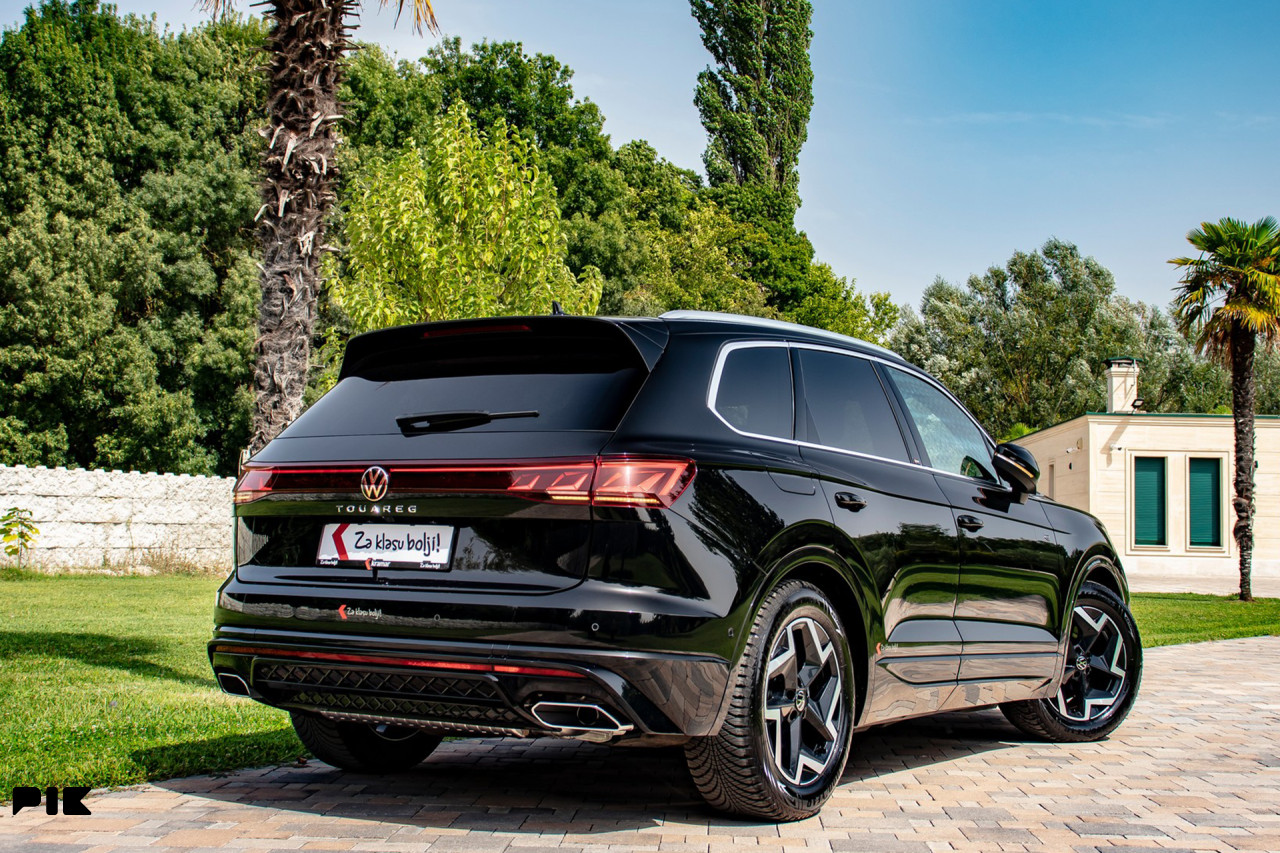 Volkswagen Touareg 3.0 TDI DSG 4Motion R-Line HD Matrix -FACELIFT