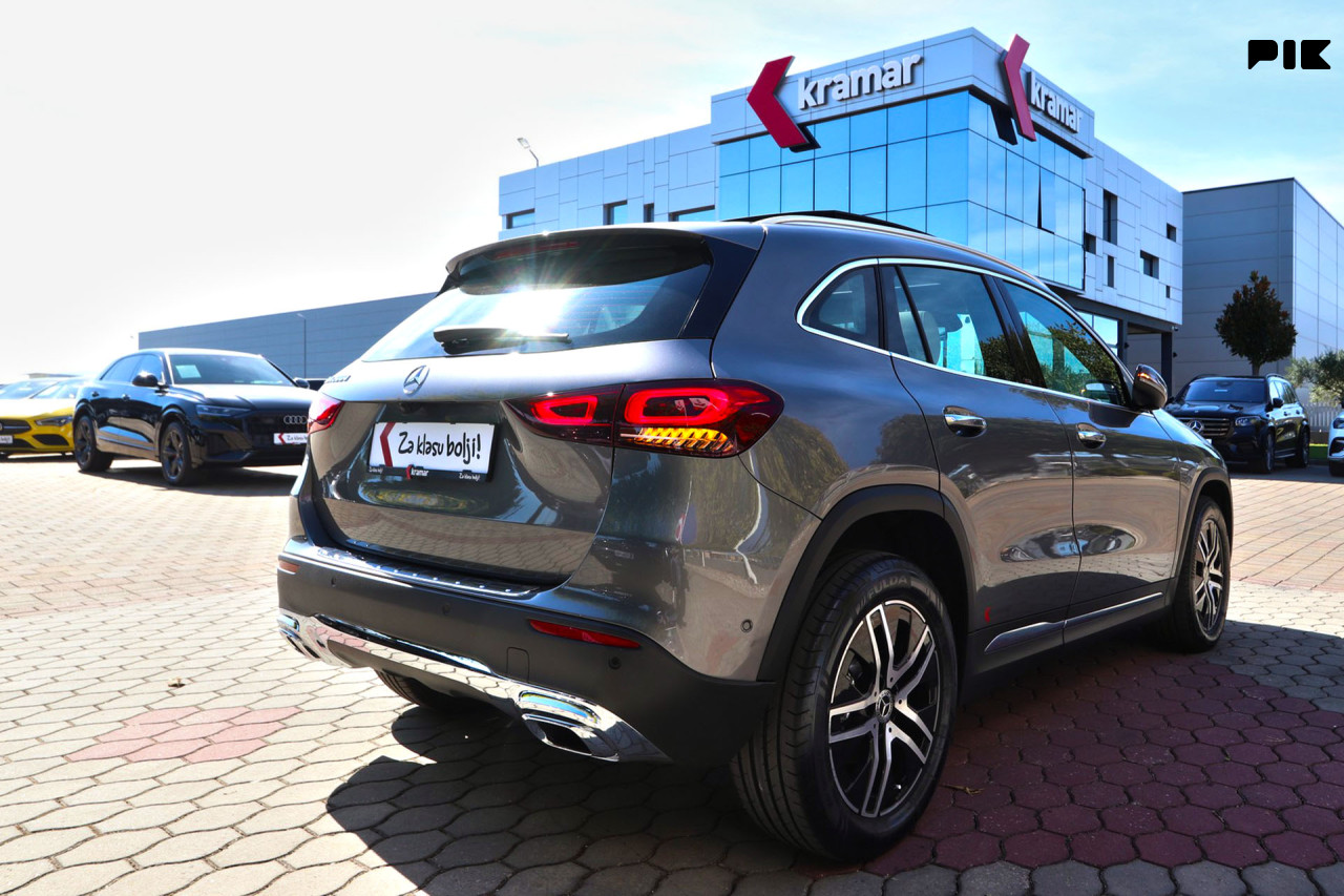 Mercedes GLA 200 D 8G-Tronic URBAN PROGRESSIVE MULTIBEAM Panorama