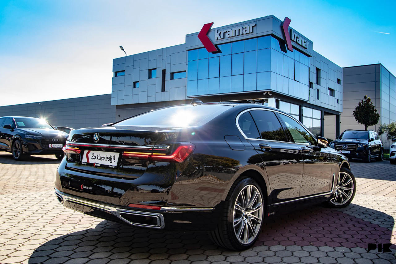 BMW 740 D LONG xDrive Individual LASER Luftfederung VIRTUAL 320KS