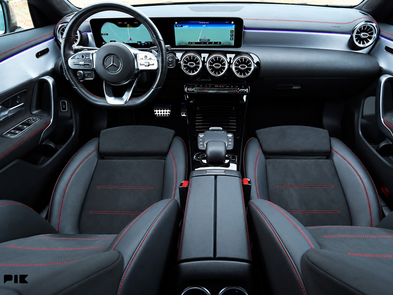 Mercedes CLA 180 D 7G-Tronic AMG Line -Full LED-